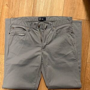 GAP light blue denim 33x30